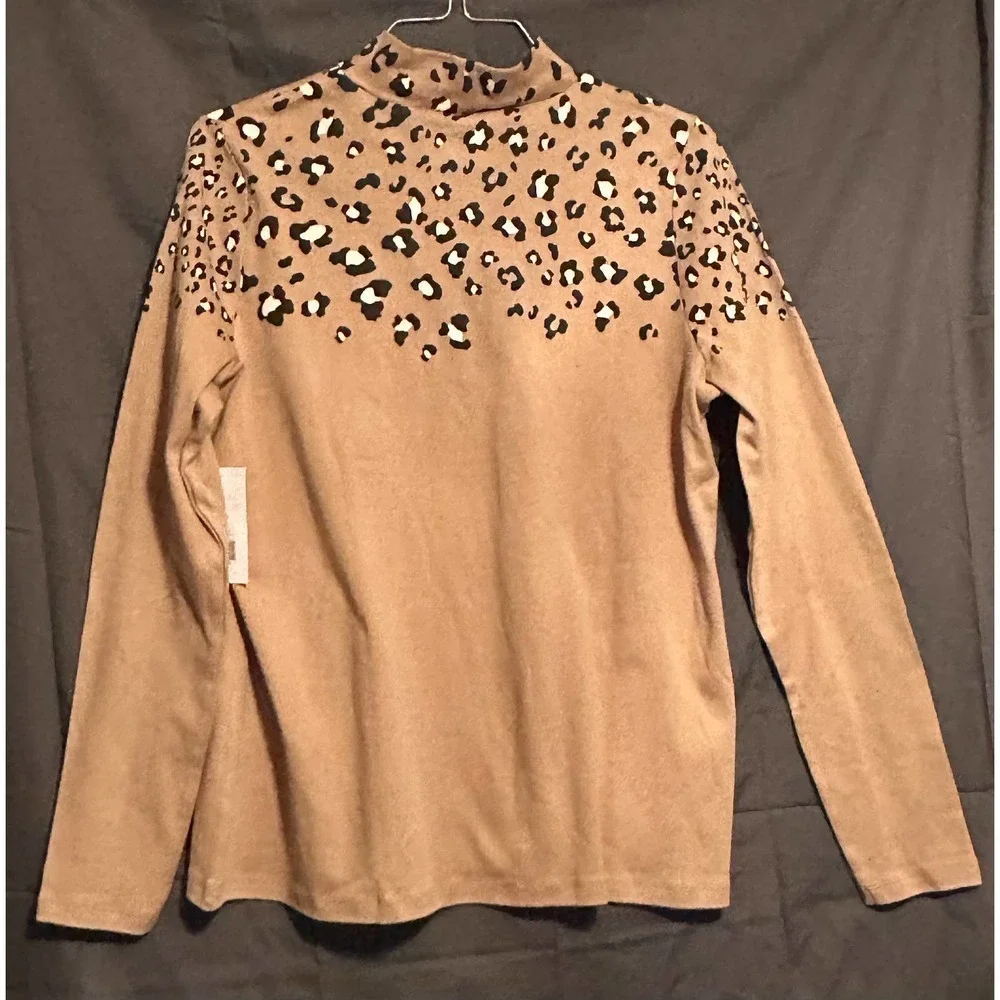 Kim Rogers Tan Leopard Print Mock Long Sleeve Shirt - Picture 2 of 4